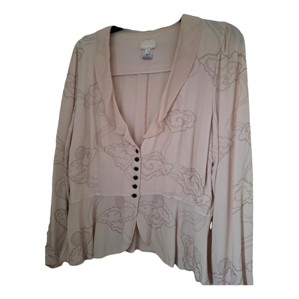 Elegant Cream Women's Blouse with Button Accents